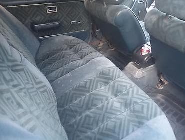 moning: Opel Rekord: 1984 г., 2 л, Ручные, Бензин, Седан — 10