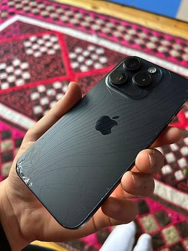 samsung 2022: IPhone 15 Pro, Черный — 1