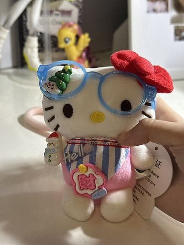 дешевые товары: Хеллоу Китти брелок — 1