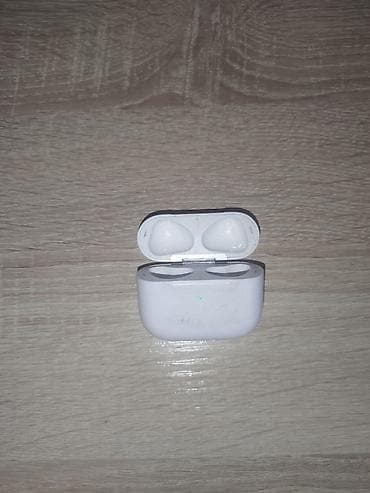 trade in: AIRPODS + POWERBANK SALE 🔥 6 пар AirPods (копии) + 1 нерабочий — 4