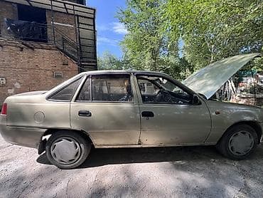 devo matiz: Daewoo Nexia: 2010 г., 1.5 л, Механика, Бензин, Седан — 2