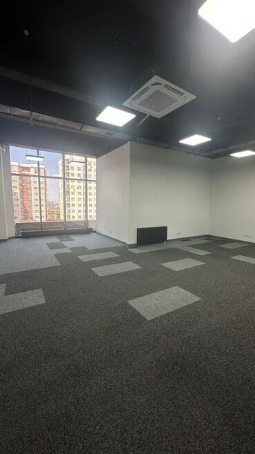 бизнес дом: Сдаю Офис, 35 м², В бизнес центре — 2