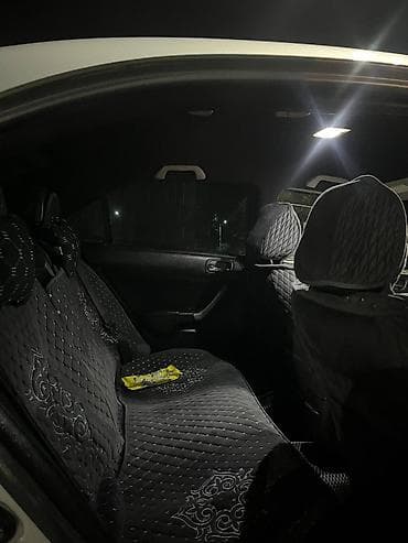 капот 99: Honda Accord: 2002 г., Автомат, Бензин, Седан — 4