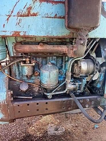 2 4 д: Трактор МТЗ-80 чон кабина. Сокосу менен — 5