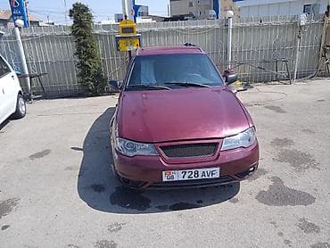 Daewoo Nexia: 2012 г., 1.6 л, Механика, Бензин, Седан