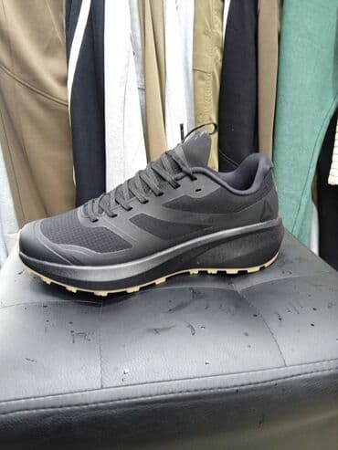 термо кросовки: Мужские кроссовки, 44, Reebok, Новый, цвет - Черный, Бесплатная доставка, Самовывоз, Платная доставка — 2