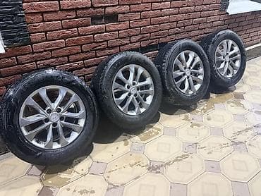 Дөңгөлөктөр монтажда 235 / 65 / R 17, Жай, Колдонулган, Комплект, Жеңил унаалар, Куйма, тешиктери - 5 lalafo.kg да Дөңгөлөктөр монтажда 235 / 65 / R 17, Жай, Колдонулган, Комплект, Жеңил унаалар, Куйма, тешиктери - 5
