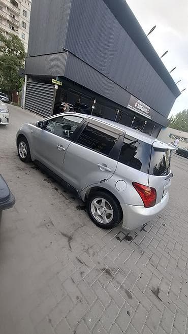Toyota Ist: 2003 г., 1.5 л, Автомат, Бензин, Хэтчбэк