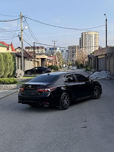 тоуота камри: Toyota Camry: 2021 г., 2.5 л, Автомат, Бензин, Седан — 4