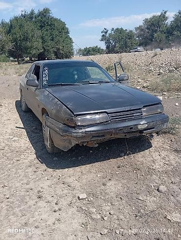 Mazda 626: 1988 г., 2 л, Механика, Бензин, Седан — 5