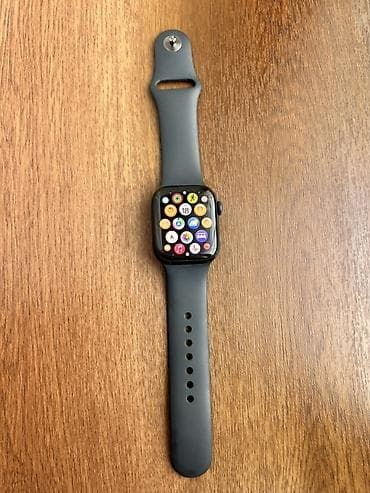 smart plus: Apple Watch Series 7, 41 мм, корпус Space Gray из алюминия, черный — 1