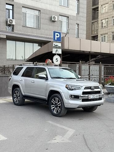 Toyota 4Runner: 2021 г., 4 л, Автомат, Бензин, Внедорожник