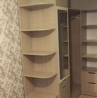 зеркало в дом: Туалетный столик, Б/у, Со шкафом, цвет - Бежевый, ЛДСП — 2