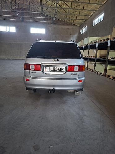тоето пикник: Toyota Picnic: 1998 г., Минивэн — 2
