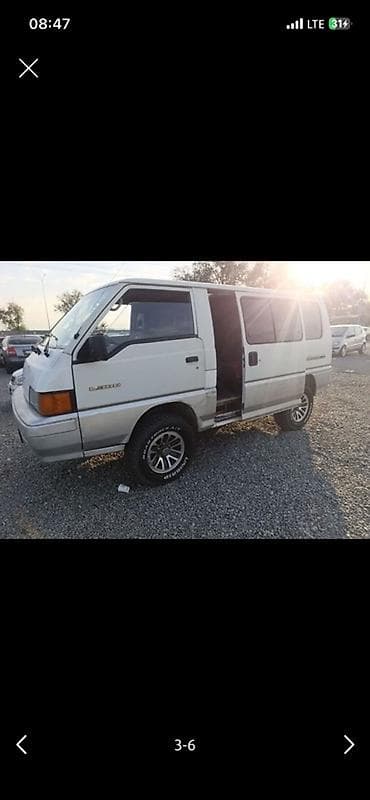 продажа мицубиси паджеро: Mitsubishi L300: 1990 г., Механика, Бензин, Бус — 2