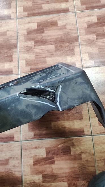 бутка для охраны: Nissan Patrol Y60 Панель с дефлектором, Ниссан Патрол Y60 салонная — 2