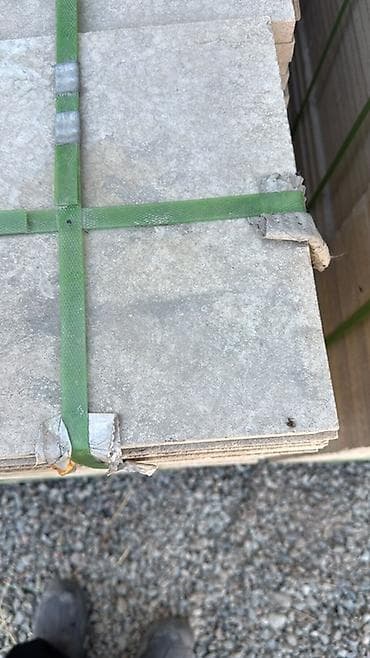 Срочно продаю,Сарыташ травертин 2-слой полированный,1000м2 очень