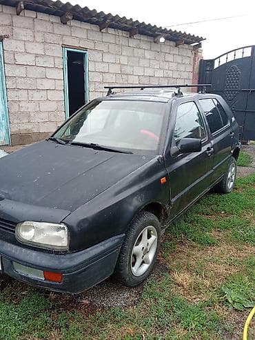 jon deer: Volkswagen Golf: 1993 г., 1.6 л, Хэтчбэк — 1