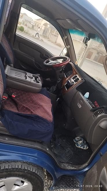 Унаа: Жеңил жүк ташуучу унаа, Hyundai, Стандарт, 3 т, Колдонулган — 6