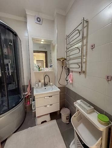 flat osh: 2 комнаты, 73 м², 12 мкр Элитка, 9 этаж — 1