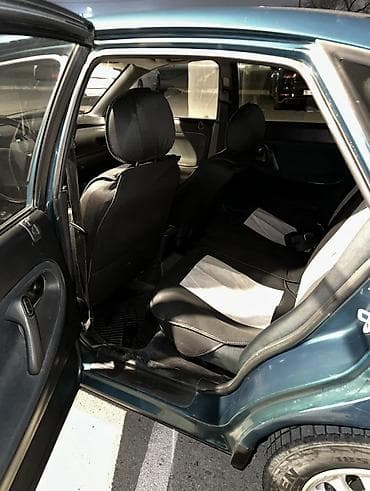 mazda 3: Mazda 626: 1995 г., 1.8 л, Механика, Бензин, Лифтбек — 7