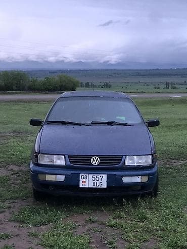 srv 3: Volkswagen Passat: 1993 г., 1.8 л, Механика, Бензин, Седан — 1