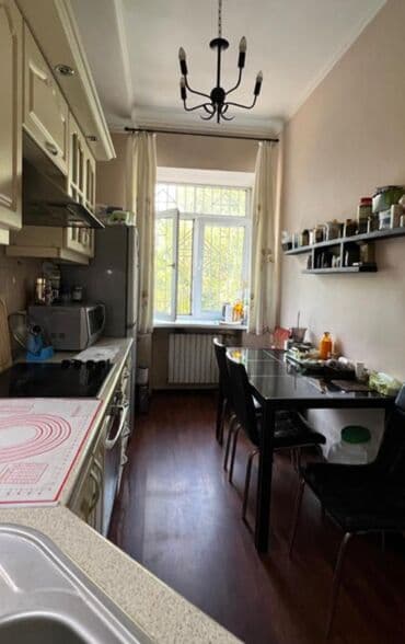 прадаю квартиру в районе пишпек: 3 комнаты, 71 м², Индивидуалка, 2 этаж — 6