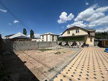 Дома: 🏙️ Продается 2х этажный Дом в 📍ж/м Ак-Ордо1 🏢 Дом: кирпичный дом с — 1