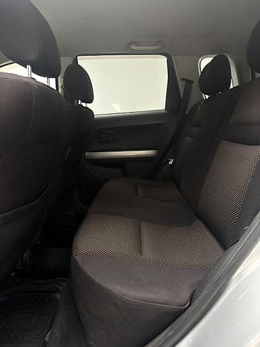 platz vitz: Toyota Ist: 2002 г., 1.5 л, Автомат, Бензин, Хэтчбэк — 9