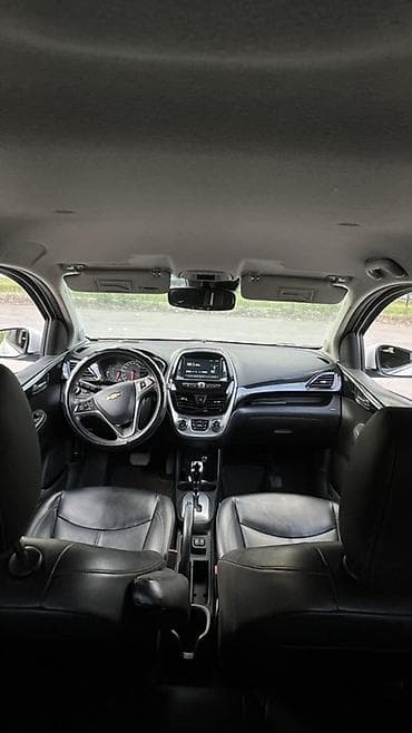 Chevrolet Spark: 2016 г., Бензин, Хэтчбэк — 10