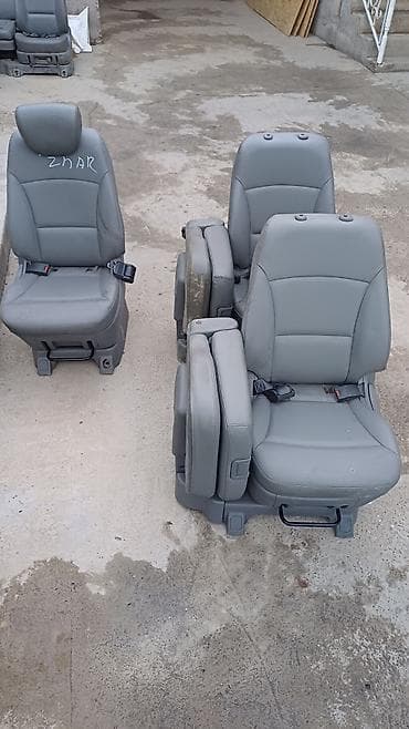 211 е500: Автобусное сиденье, Кожа, Hyundai 2018 г., Б/у, Оригинал — 4