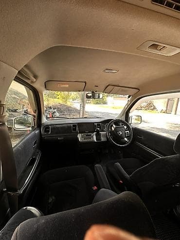 Продажа авто: Honda Stepwgn: 2004 г., 2 л, Автомат, Газ, Минивэн — 10