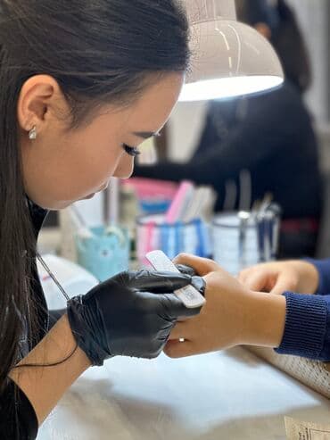 Обучение, курсы: Выравнивание, Дизайн, Наращивание ногтей, Маникюр, Педикюр, Услуги подолога, Консультация, Одноразовые расходные материалы, Требуются модели — 13