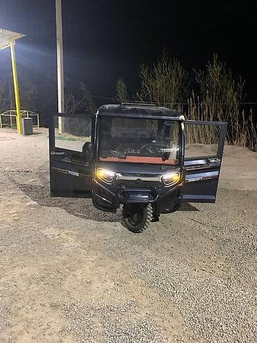 красный страитель: Легкий грузовик — 1