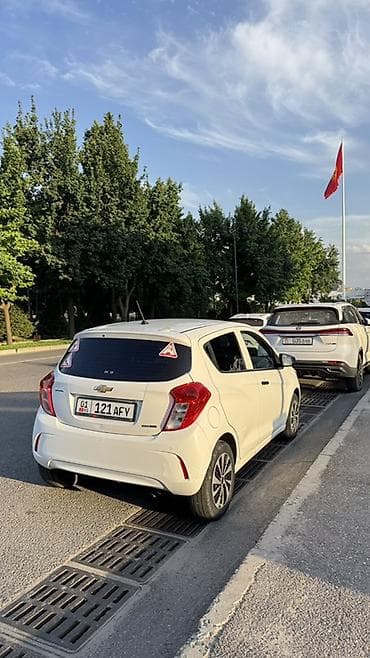 ravon spark: Chevrolet Spark: 2020 г., 1 л, Автомат, Бензин, Хэтчбэк — 4