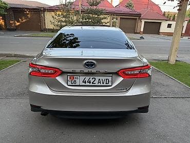 чехол на камри 30: Toyota Camry: 2018 г., 2.5 л, Вариатор, Гибрид, Седан — 6