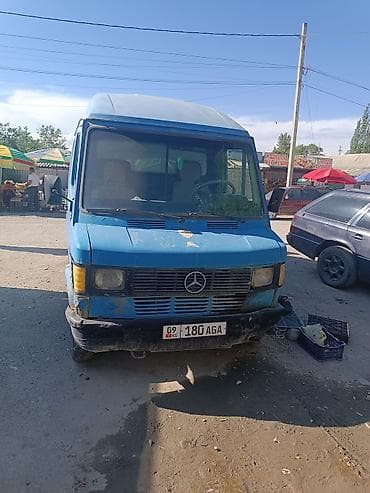 мерседес т 1: Mercedes-Benz T1 (Vario/“буханка”-тип) — синий фургон/микроавтобус — 4