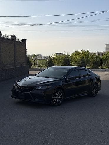 тоуота камри: Toyota Camry: 2021 г., 2.5 л, Автомат, Бензин, Седан — 2