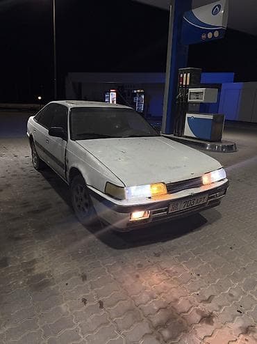 не нужное: Mazda 626: 1991 г., 2 л, Механика, Бензин, Седан — 2