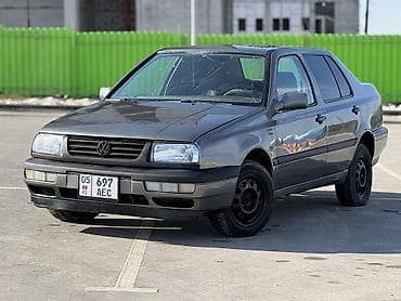 Volkswagen Vento: 1992 г., 1.8 л, Бензин, Седан at lalafo.kg Volkswagen Vento: 1992 г., 1.8 л, Бензин, Седан