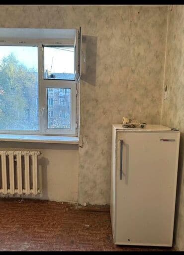 сдаётся квартира старый толчок: 1 комната, 18 м², Гостиничный тип, 2 этаж, Старый ремонт — 4