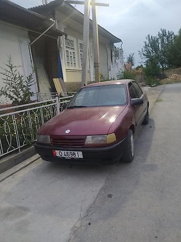 Opel Vectra: 1993 г., 1.8 л, Механика, Бензин, Седан — 7