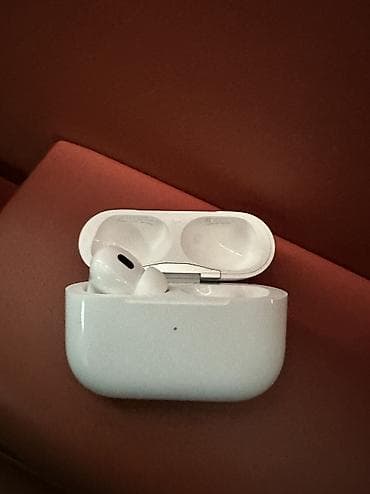 Куплю Правый наушник от AirPods Pro 2 на lightning зарядка у кейса