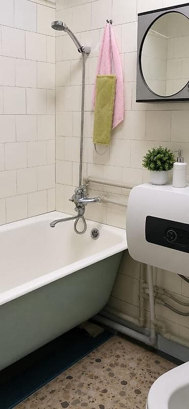 манаса: 2 комнаты, 41 м², Бишкек Парк ТРЦ 104 серия, 3 этаж, Старый ремонт — 4