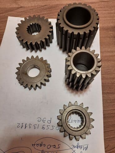 екскватор мини: Дифференциал Hyundai 2013 г., Новый, Оригинал, Япония — 1