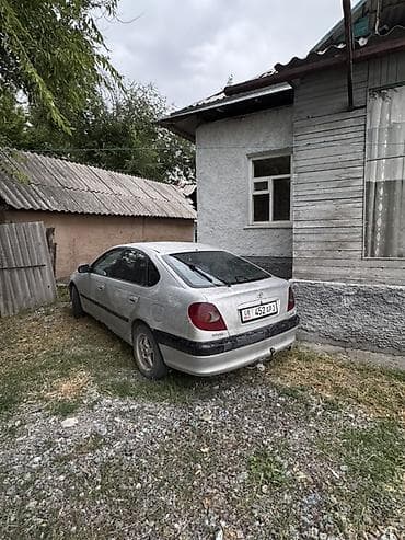 mini coper: Toyota Avensis: 1998 г., 2 л, Механика, Дизель, Хэтчбэк — 10