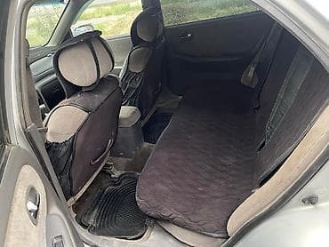 Mazda 626: 2000 г., 2 л, Автомат, Бензин, Седан — 6
