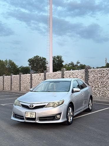 алмашаи: Toyota Camry: 2012 г., 2.5 л, Автомат, Бензин, Седан — 1