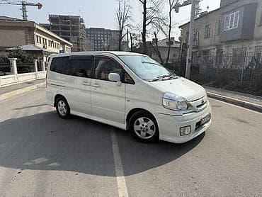 туманик на одиссей: Nissan Serena: 2004 г. — 1
