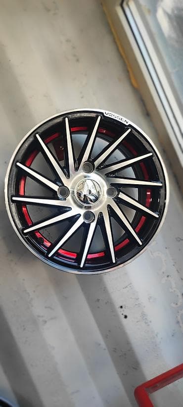 диски воссен фото: Литые Диски R 13 Vossen, отверстий - 5 — 1